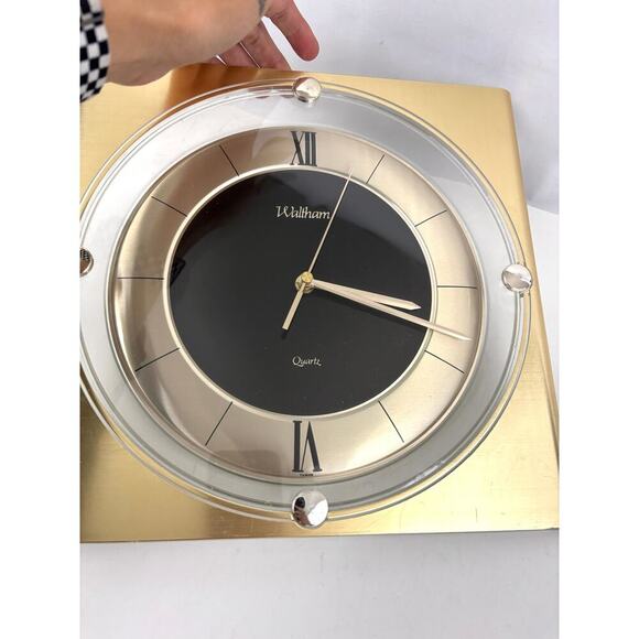 VTG Waltham Spartus 11" Quartz Wall Collectible Clock 80s Gold WORKS - Picture 16 of 16